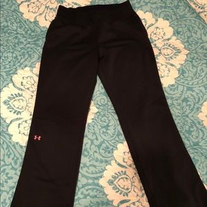 Under Armour, Medium breast cancer sweatpants